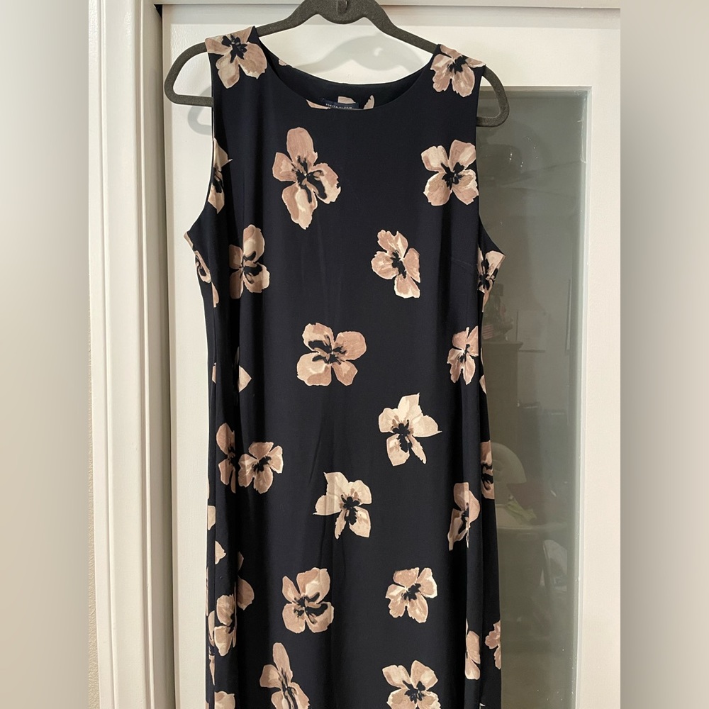 Tommy Hilfiger Sleeveless Stretch Dress, size 16